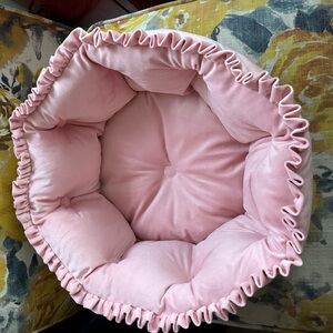 NEW! Velvet Pink Ruffled Pet Bed